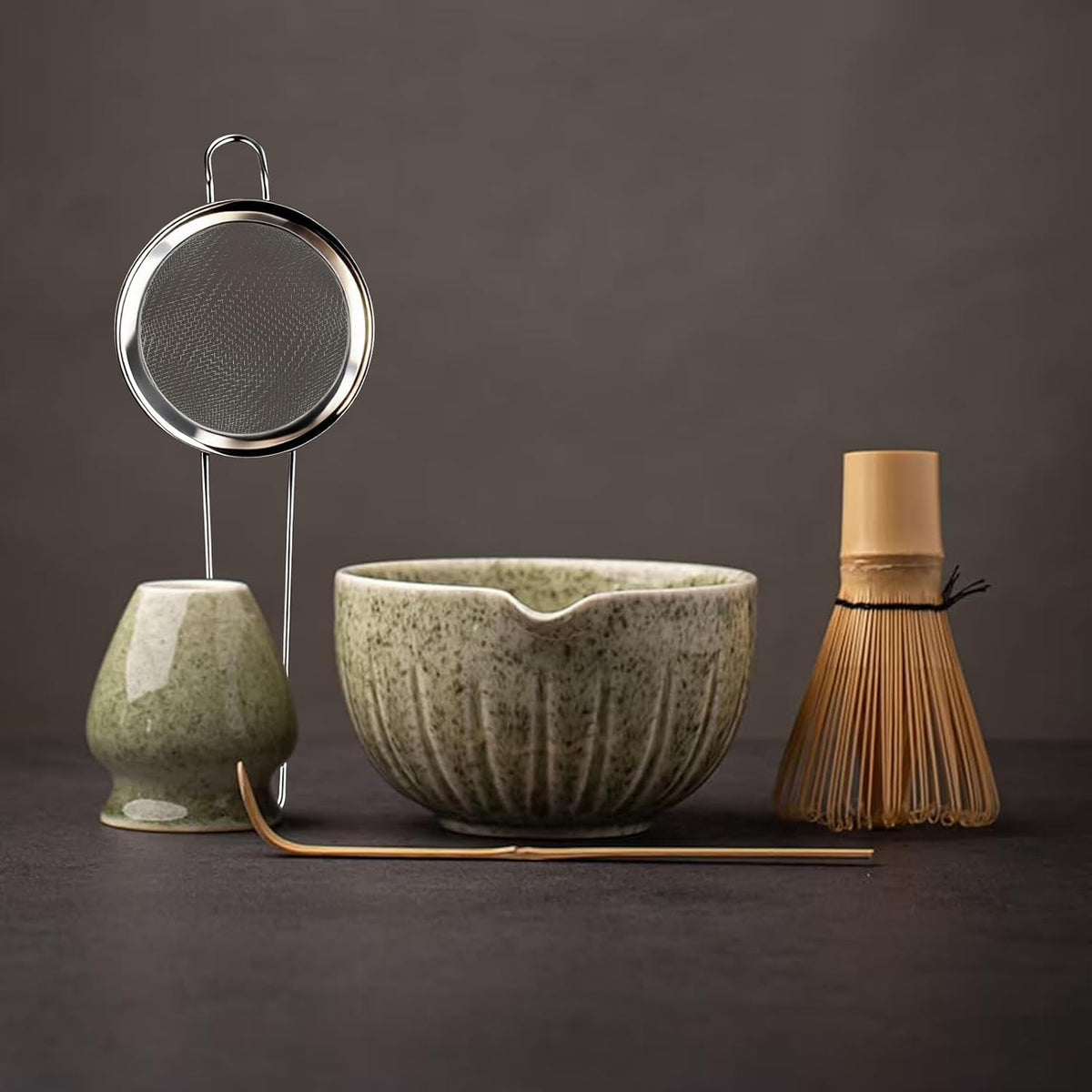 Tang Pin 5-Piece Matcha Set – 15oz Mottled Green Ceramic Bowl, Whisk, Scoop & Chasen Holder