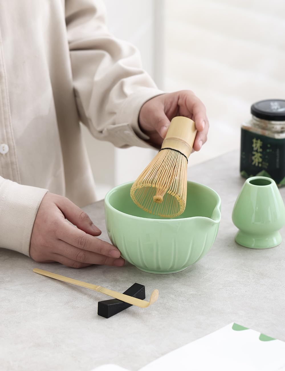 Tang Pin 5-Piece Matcha Set – 15oz Mottled Green Ceramic Bowl, Whisk, Scoop & Chasen Holder