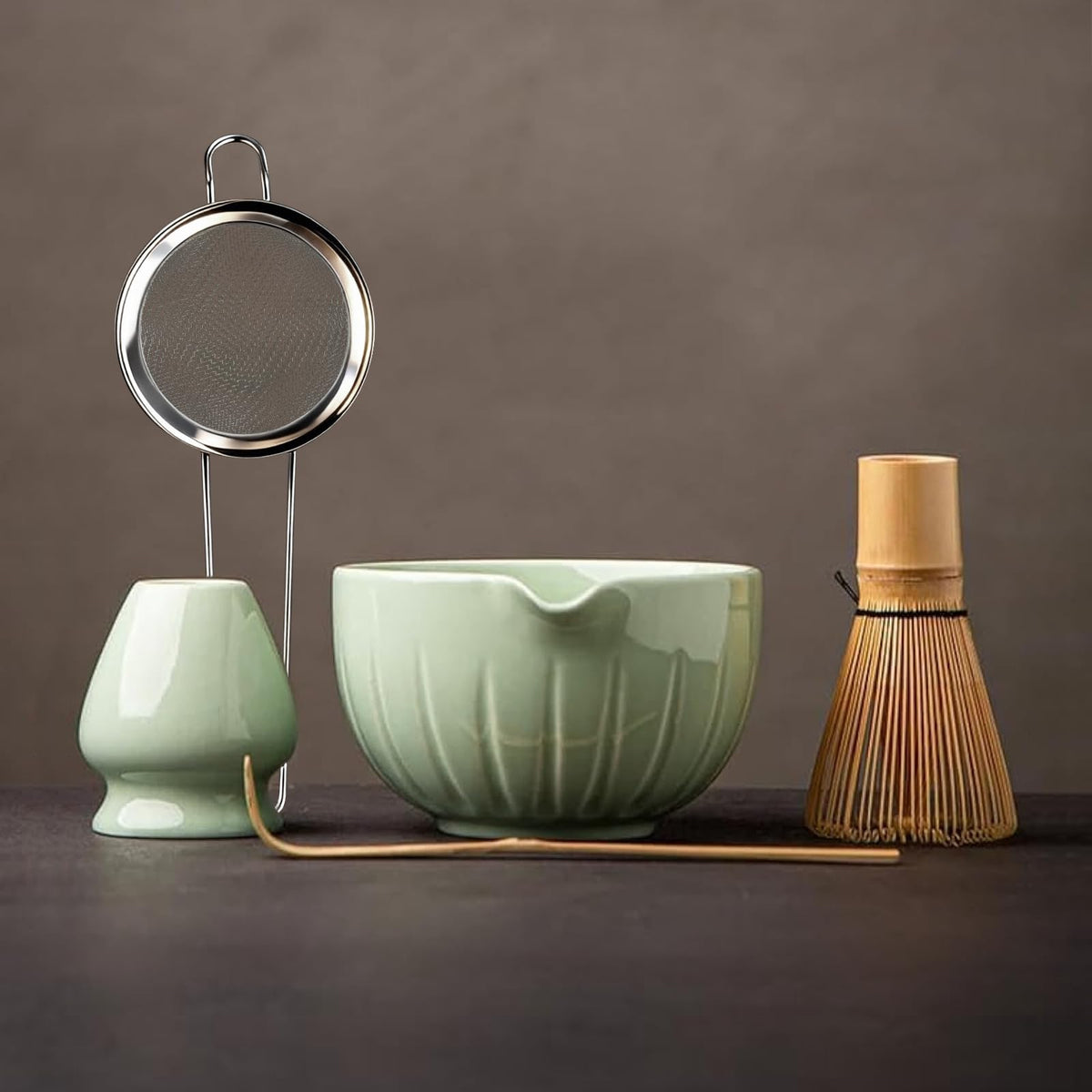 Tang Pin 5-Piece Matcha Set – 15oz Mottled Green Ceramic Bowl, Whisk, Scoop & Chasen Holder