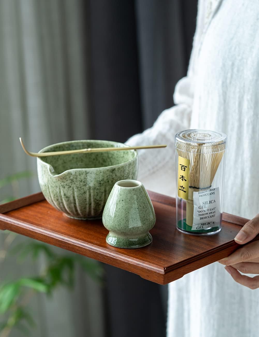 Tang Pin 5-Piece Matcha Set – 15oz Mottled Green Ceramic Bowl, Whisk, Scoop & Chasen Holder