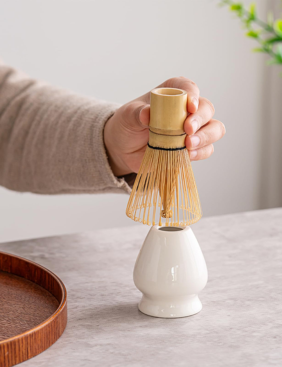 Tang Pin 5-Piece Matcha Set – 15oz Mottled Green Ceramic Bowl, Whisk, Scoop & Chasen Holder
